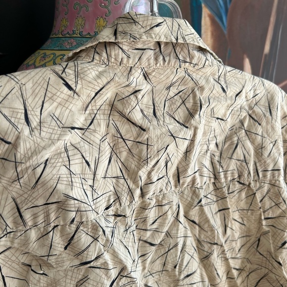 Vintage Classic Men's Casual Button Down Shirt - Cream and Black XXL - Picture 9 of 15